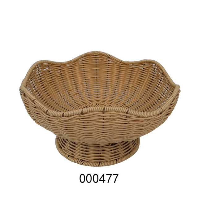 Hot Sale Rattan Handwoven Leaf Shape Dessert Tray Candy Fruit Basket for Home Decor