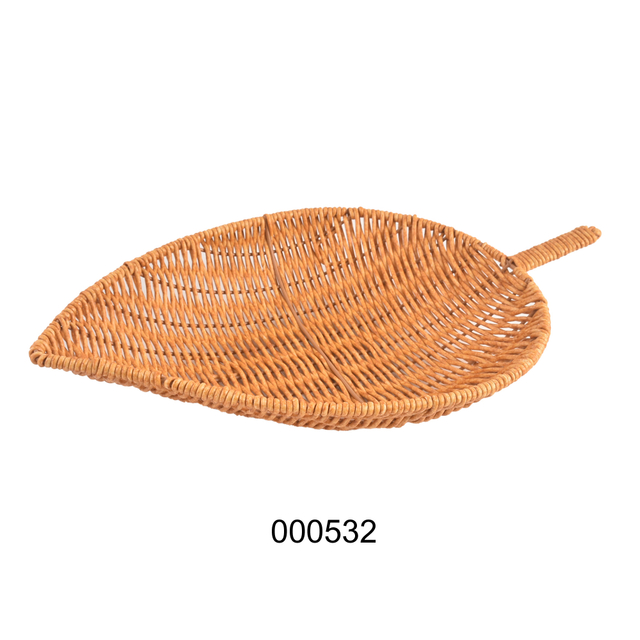 Hot Sale Rattan Handwoven Leaf Shape Dessert Tray Candy Fruit Basket for Home Decor