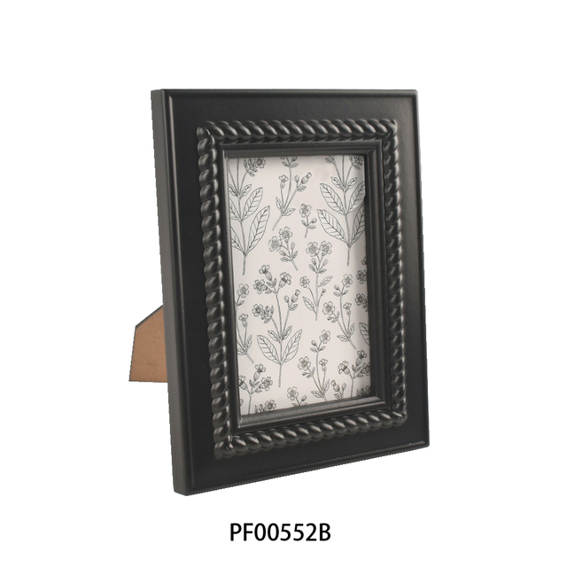 White Solid Wood Beaded Photo Frame Tabletop Wooden Picture Frames for Home Decor