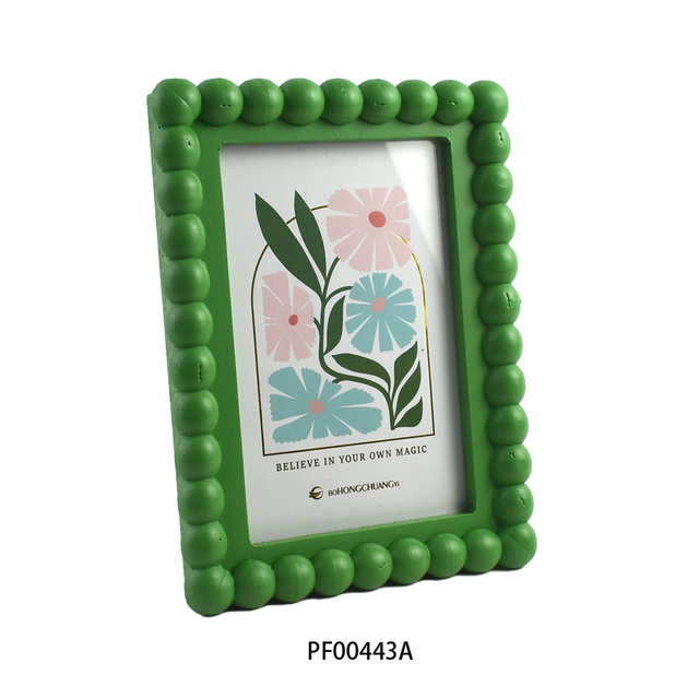 Eco-Friendly Round Solid Wood Beaded Photo and Picture Frame for Home Decoration