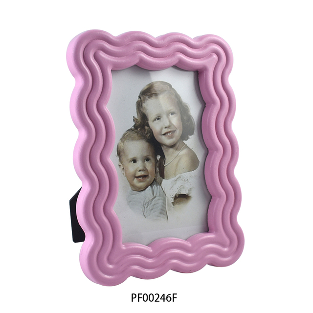 Wholesales Eco-Friendly Wave-shaped Solid Wood Photo And Picture Frame for Home Decoration