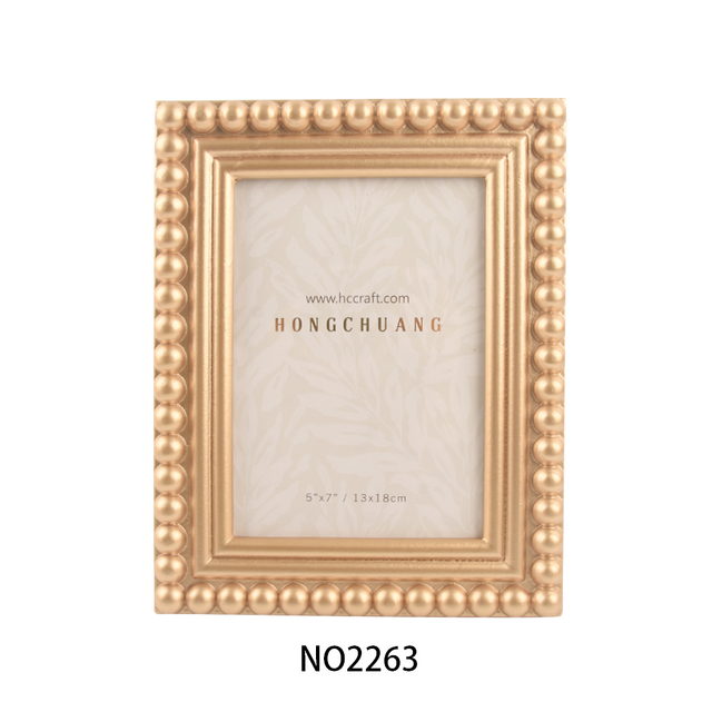 Customized Modern Simple White Solid Wood Tabletop Photo Frame Wooden Picture Frame with Beads for Home Decor